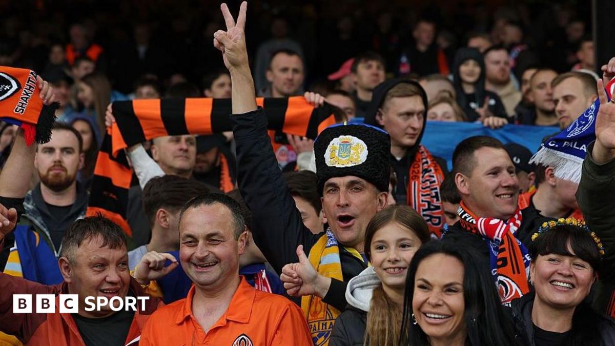 Comunidad ucraniana en Reino Unido se une para apoyar al Shakhtar Donetsk en Londres