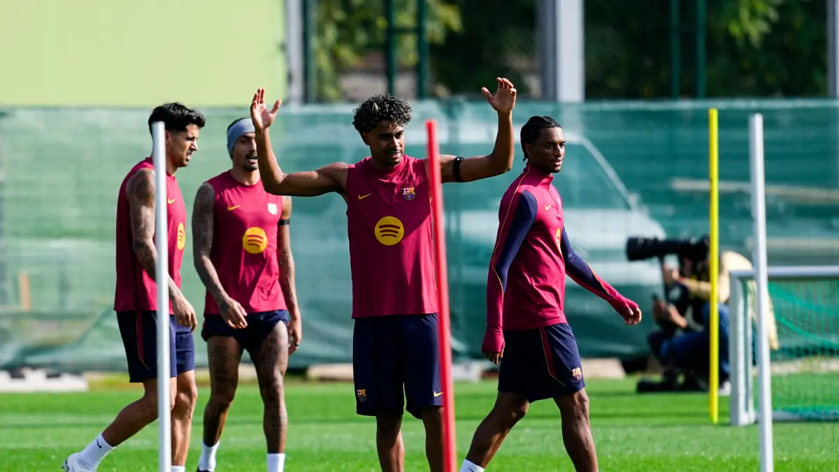 El Barcelona encara ante el Alavés un duelo clave para retener la cima de LaLiga