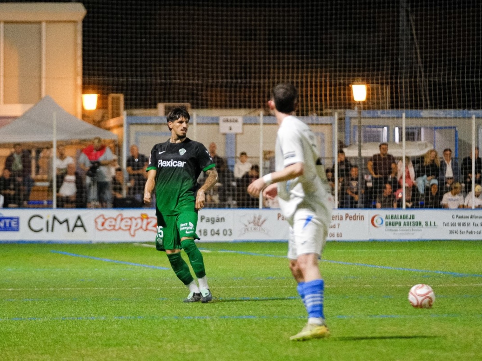 Kevin Lomónaco debuta con Elche como titular en la Copa del Rey